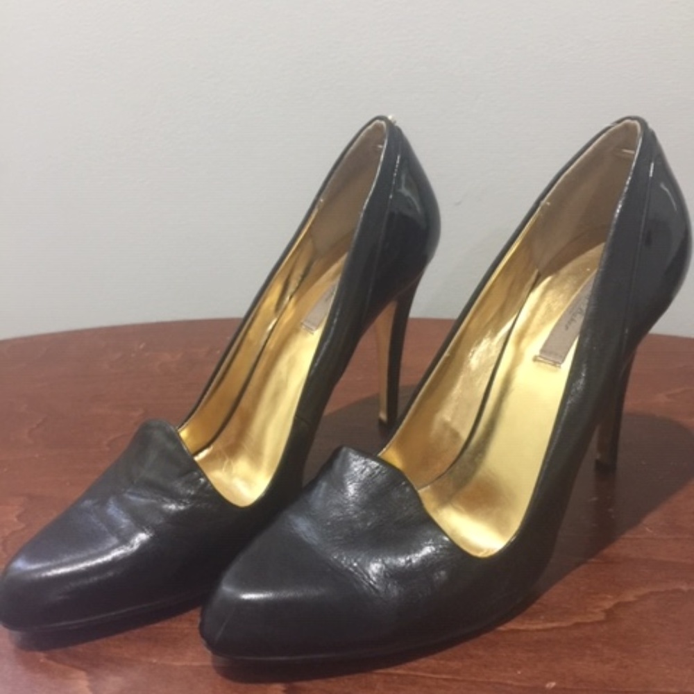 Black Leather Ted Baker Court Heels